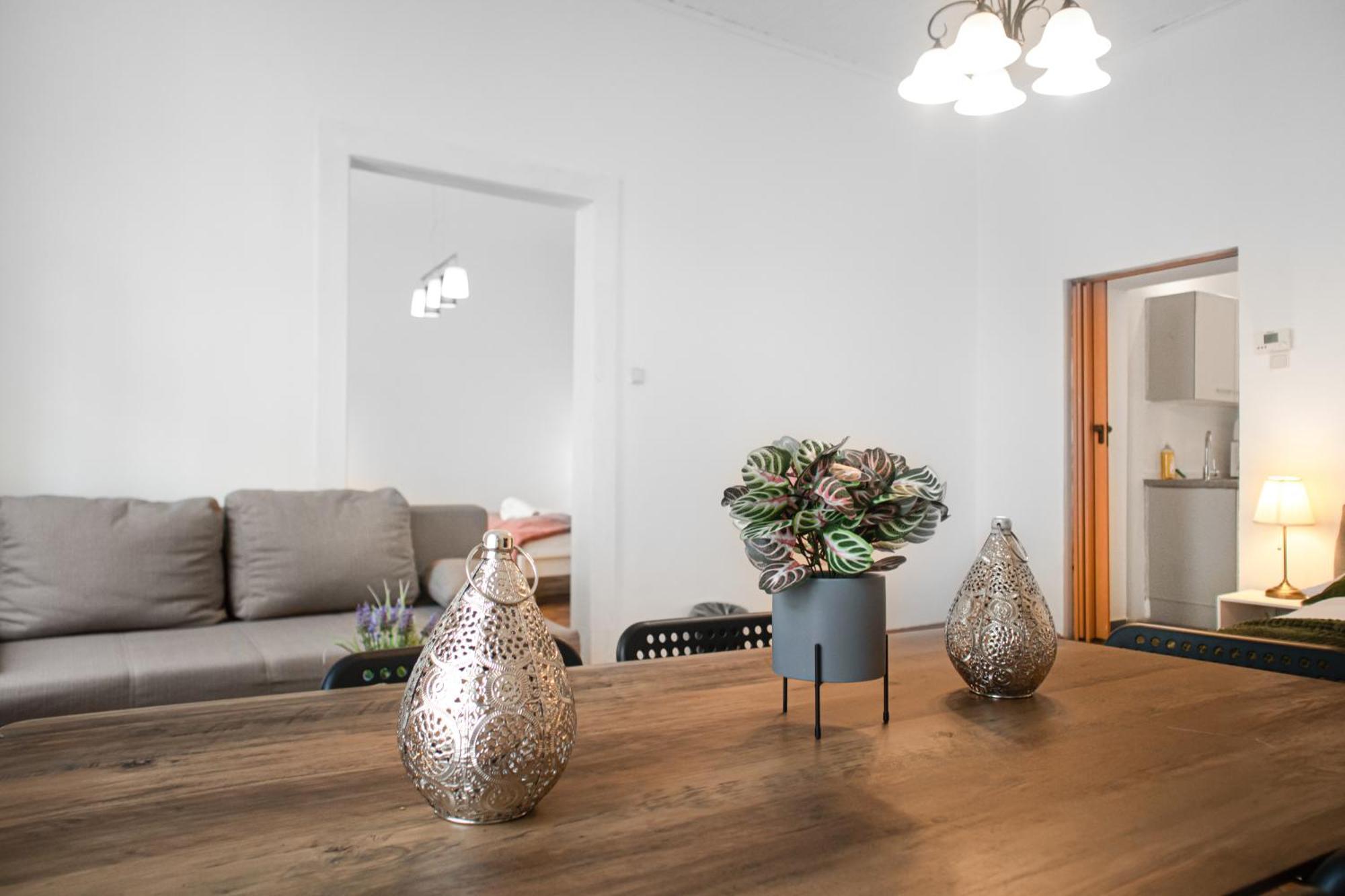 Commodious 3Br Apt. Ideal For Families And Friends Lägenhet Wien Exteriör bild